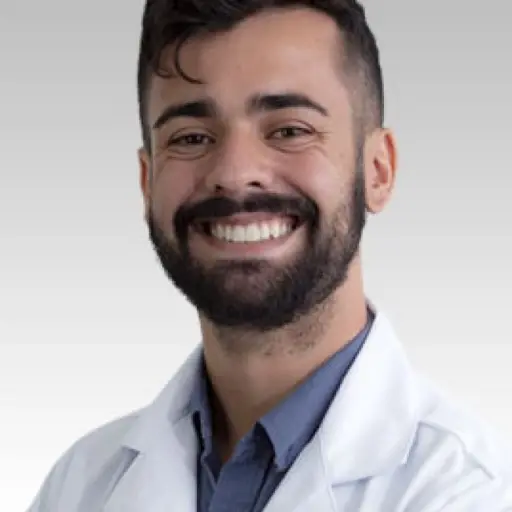 Dr. Jonathan Alberto