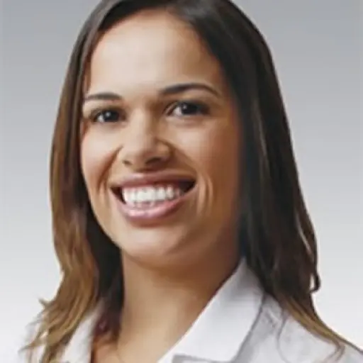 Dra. Thacilla Menezes