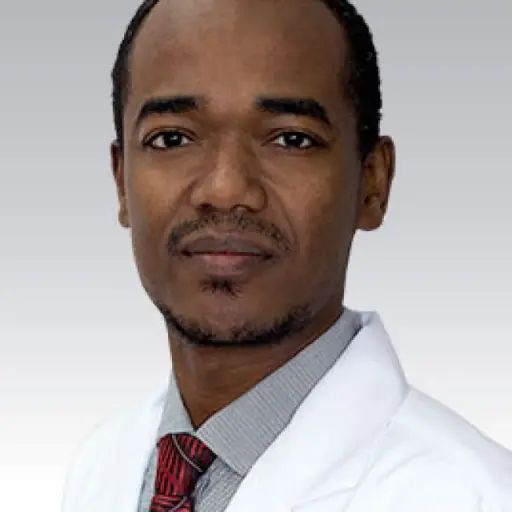 Dr. Tiago dos Santos
